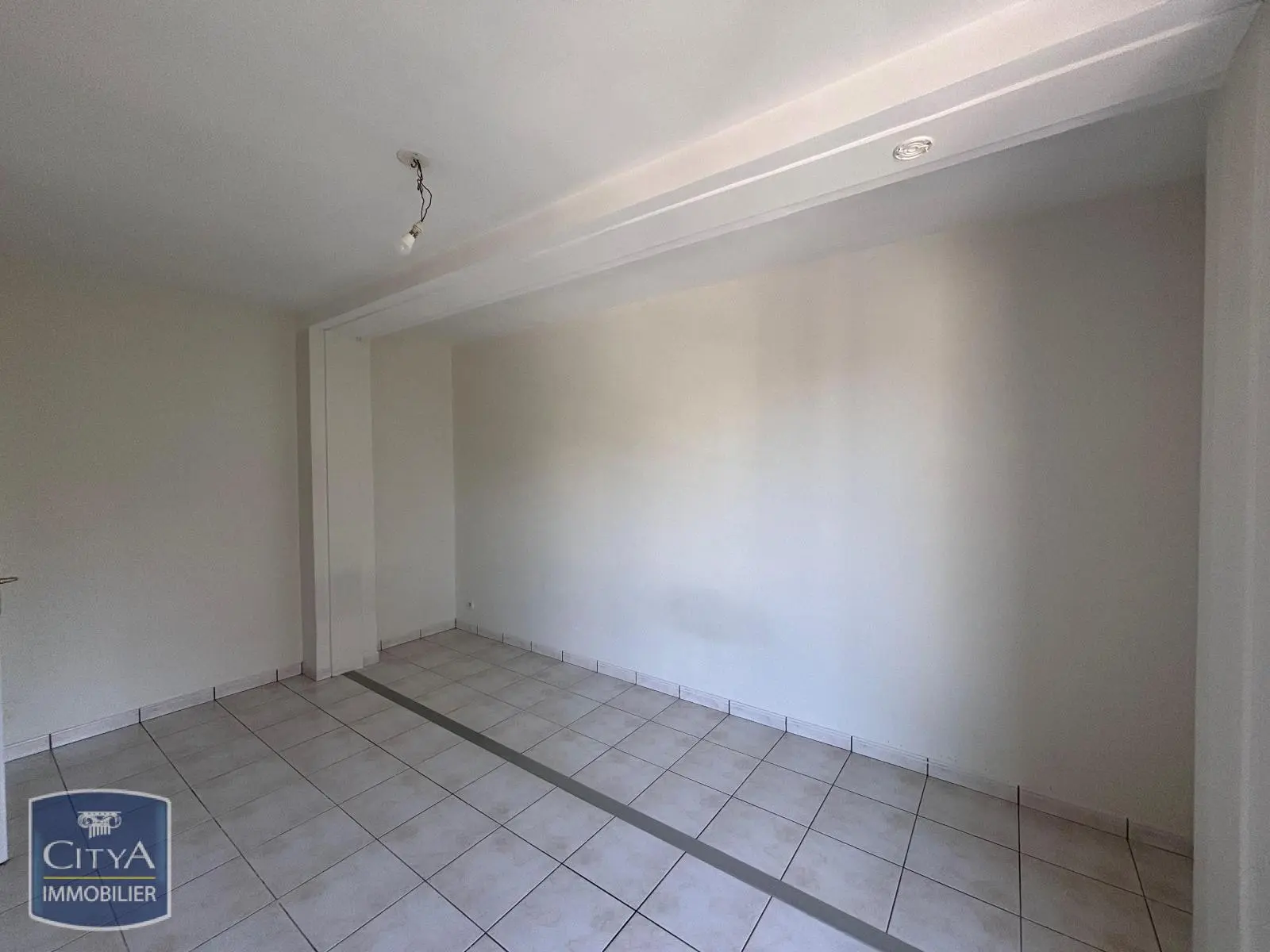 Photo 2 Appartement 1 pièce 20.38m²