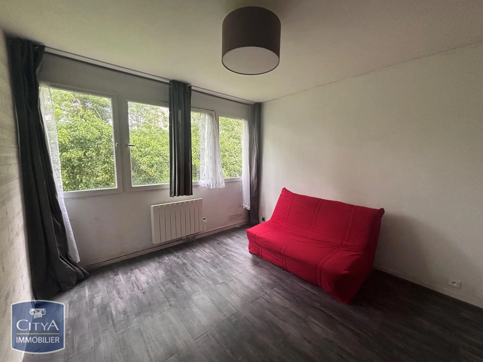 Photo 1 Appartement 1 pièce 18m²