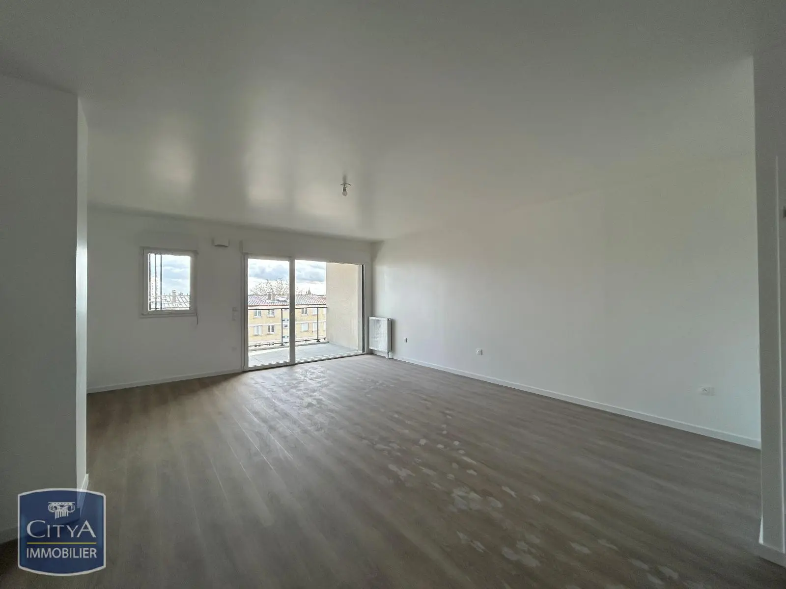 Photo 1 Appartement 4 pièces 95.78m²