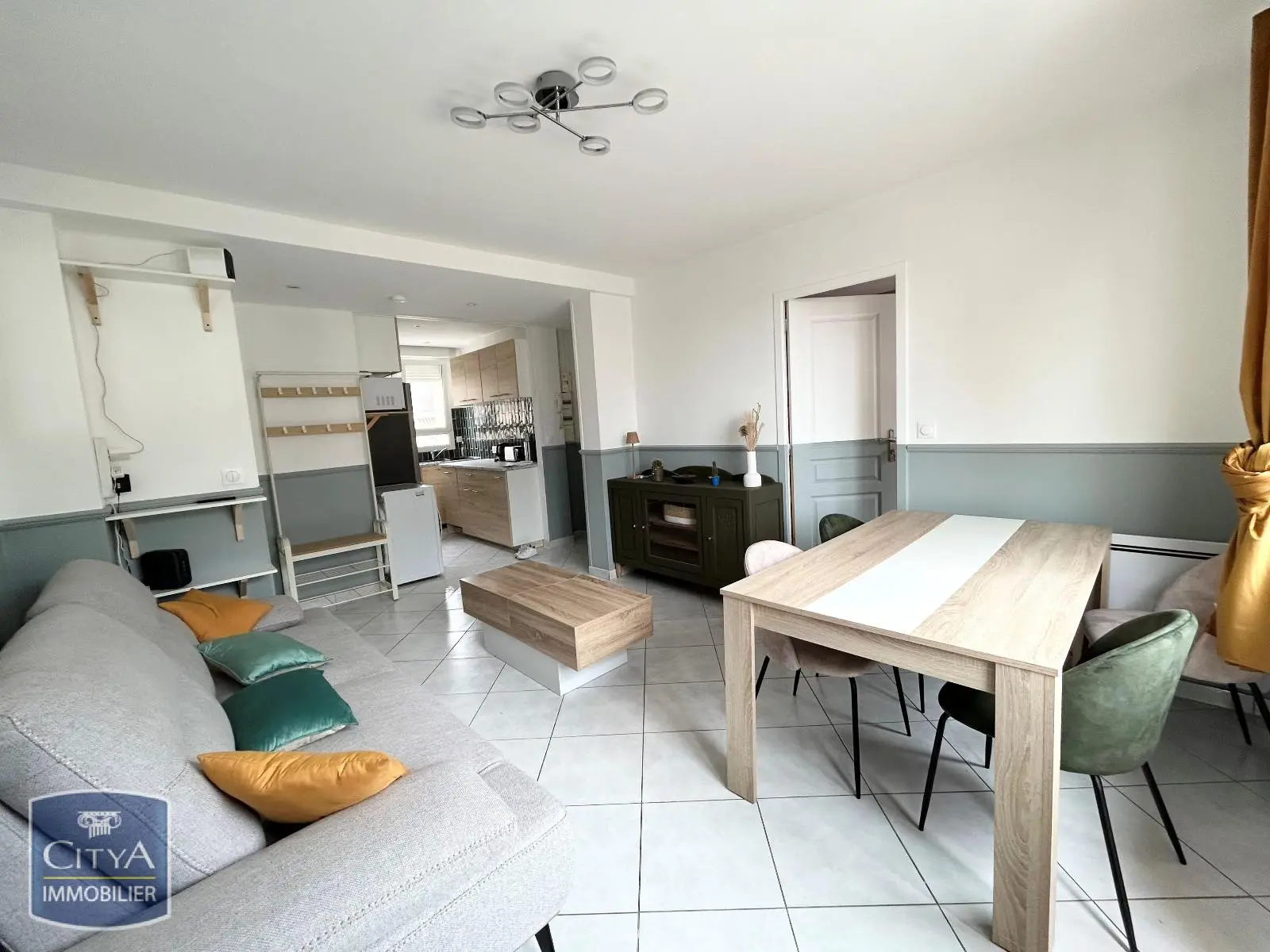 Photo 2 Appartement 4 pièces