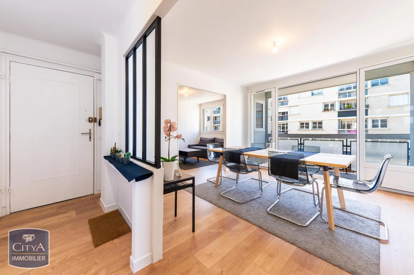 Photo 3 Appartement 4 pièces