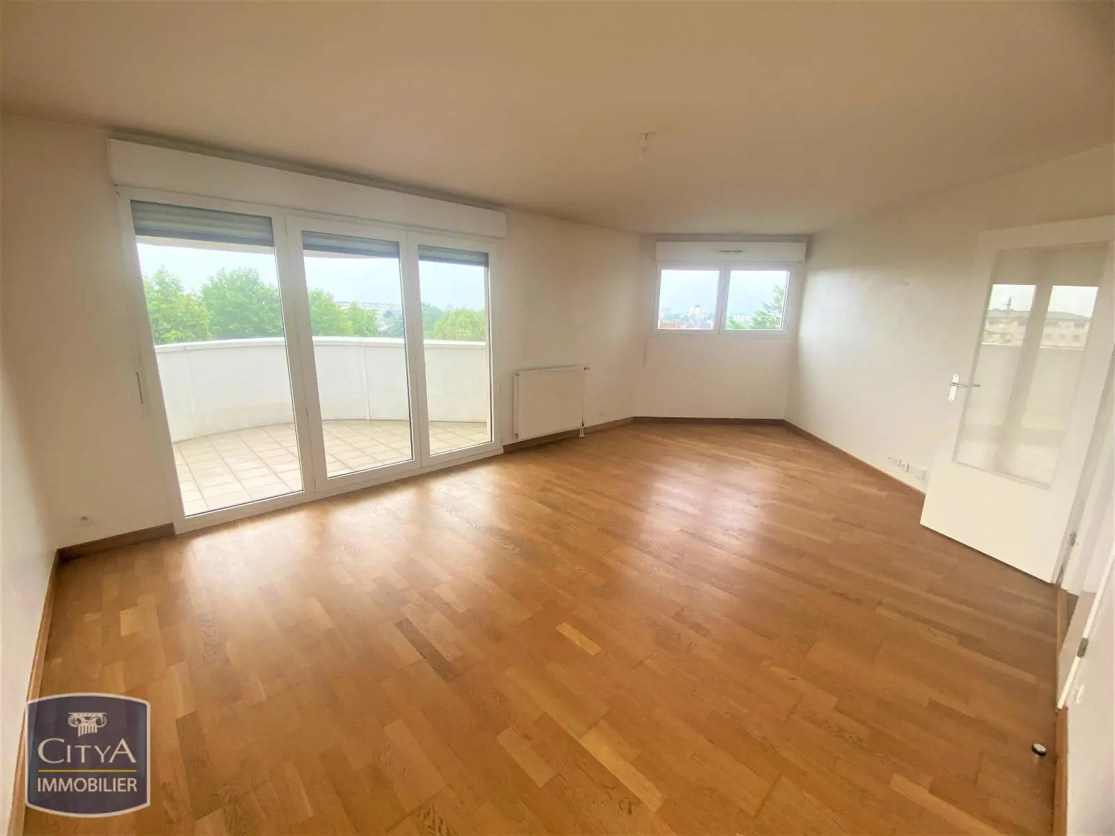 Photo 8 appartement Caen
