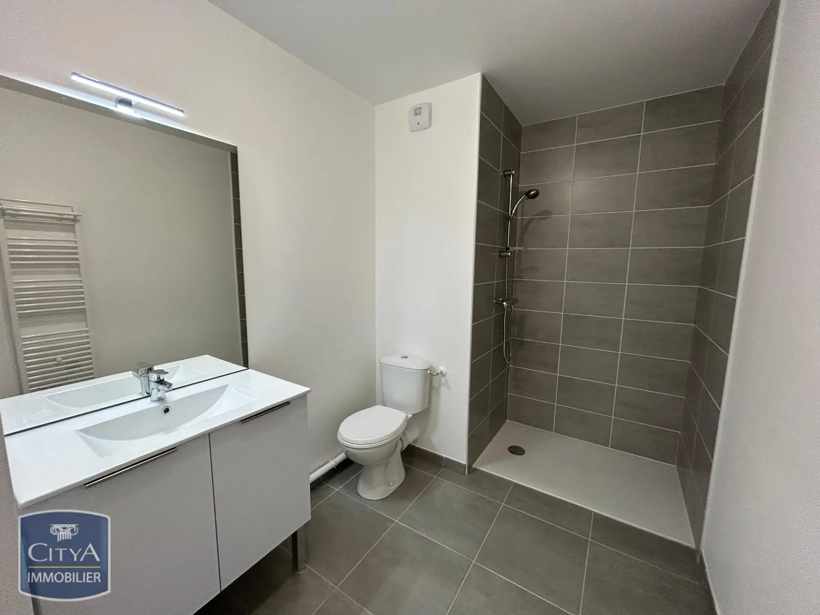 Photo 8 appartement Caen