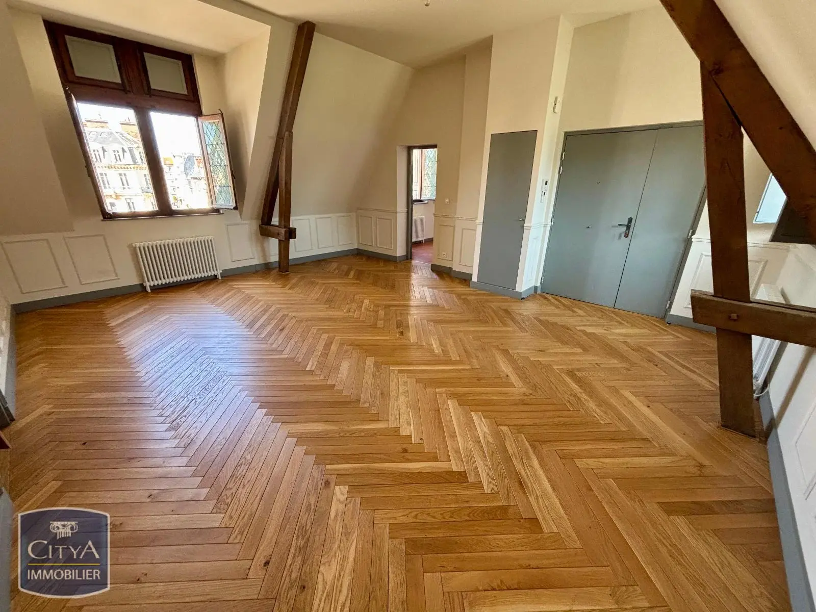 Photo 1 Appartement 3 pièces 81.5m²