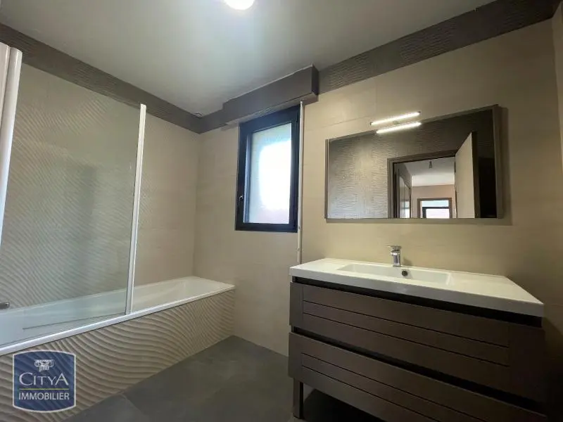 Photo 10 Maison 6 pièces 135.18m²