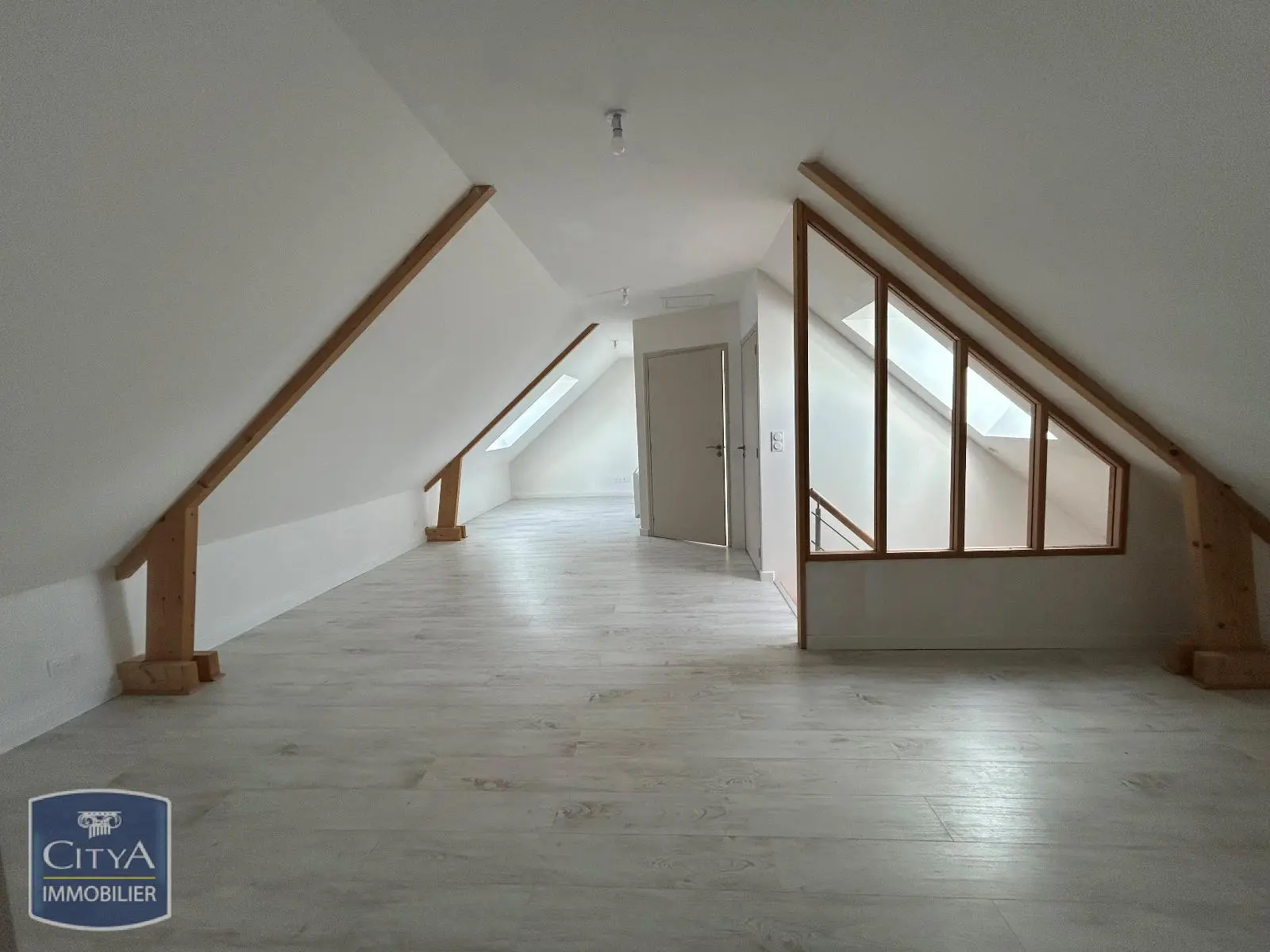 Photo 10 Maison 5 pièces 140.28m²