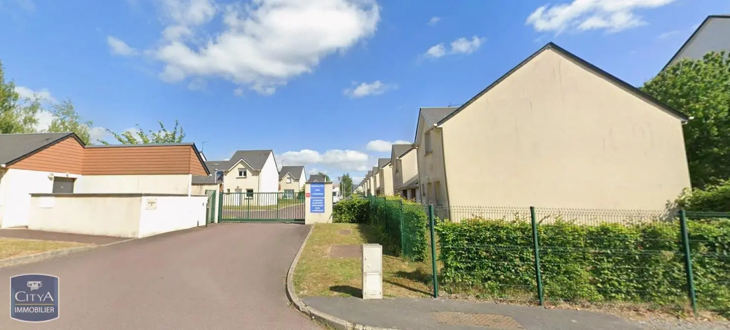 Photo 1 Maison 4 pièces 81.86m²