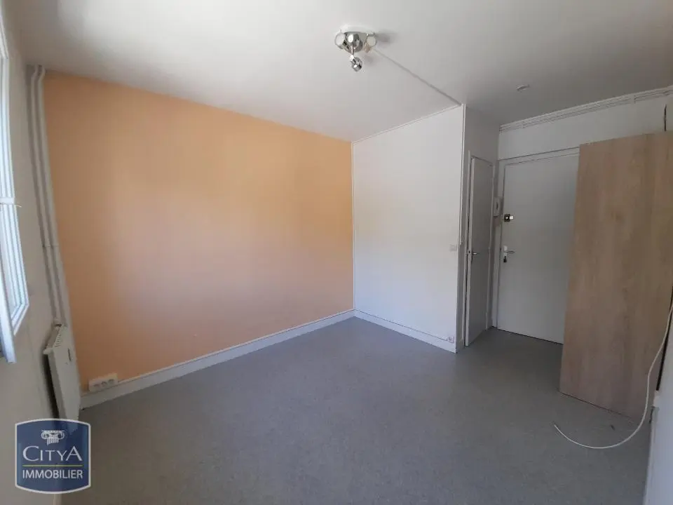 Photo 3 Appartement 1 pièce 15.8m²