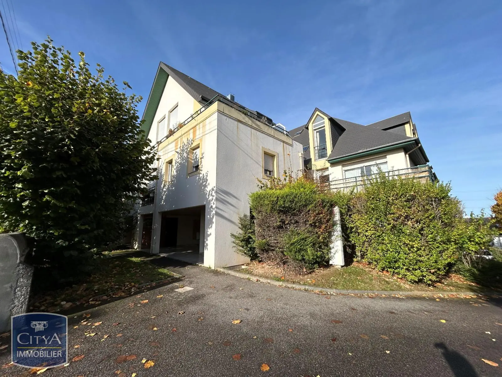 Photo 3 pour Parking Photo 3 Parking