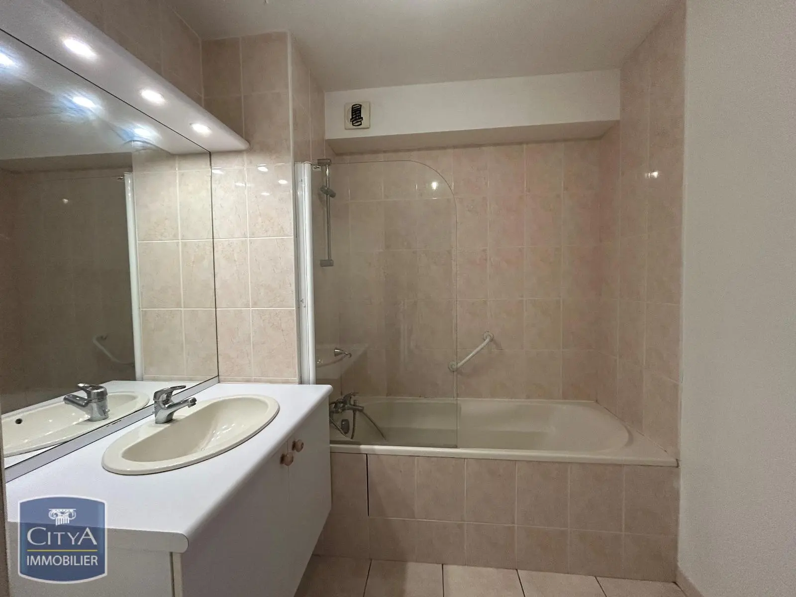Photo 8 Appartement 3 pièces 54.6m²