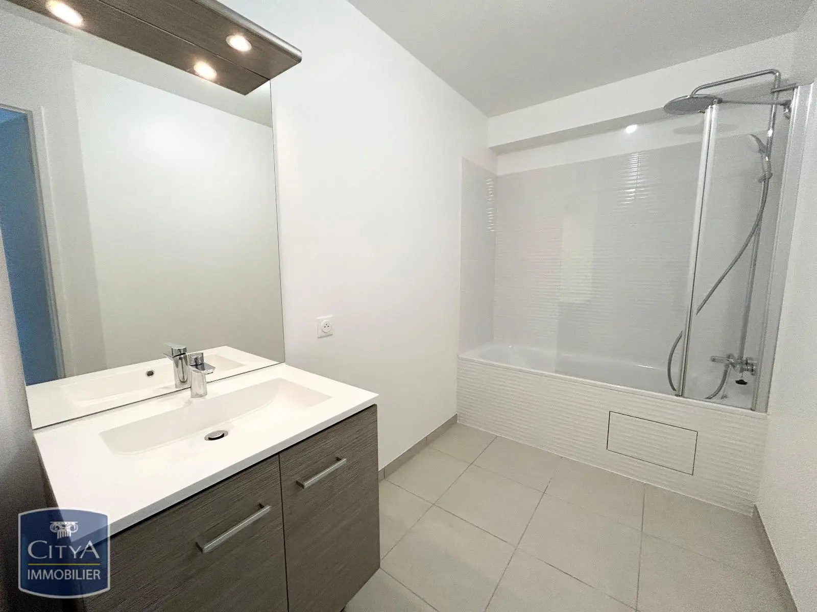 Photo 6 appartement Caen