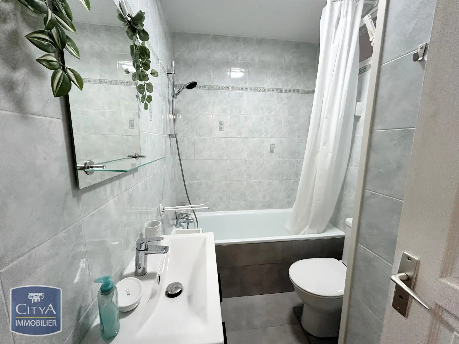 Photo 3 Appartement 1 pièce 26.21m²