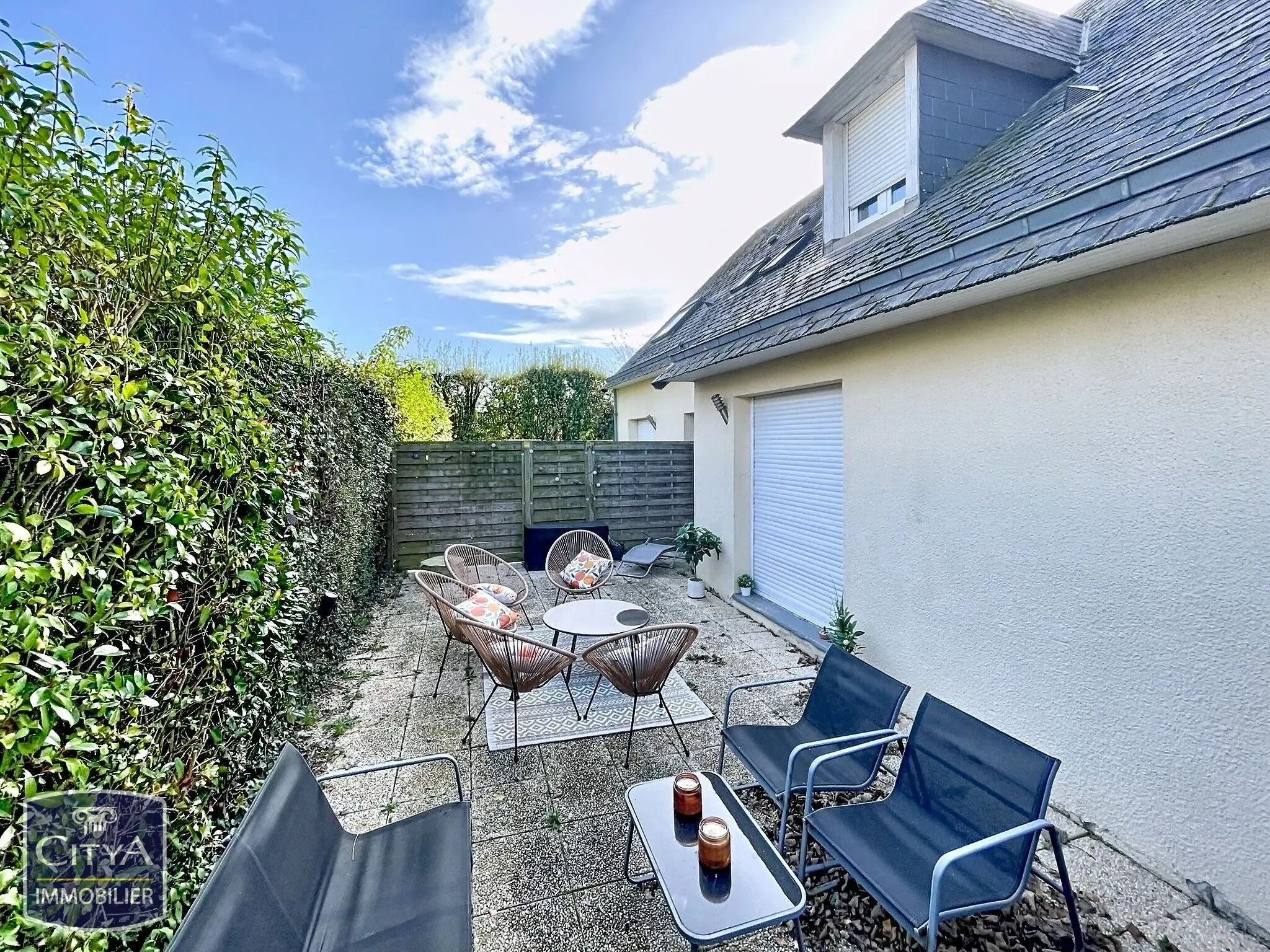 Photo 1 Immeuble 140m²