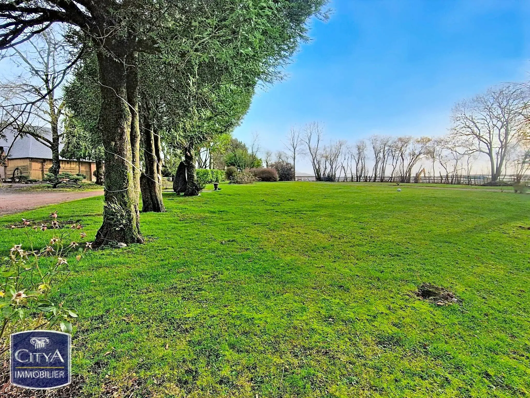 Photo 14 Maison 11 pièces 250m²