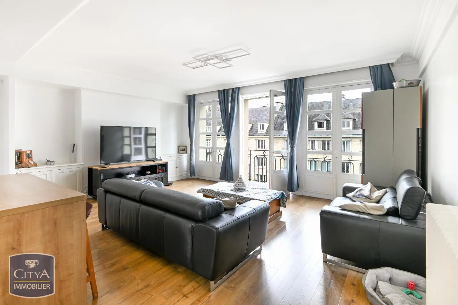 Photo 2 Appartement 4 pièces 117m²