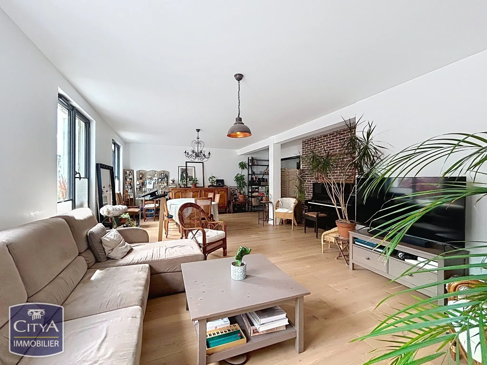 Photo 1 Appartement 5 pièces 128m²