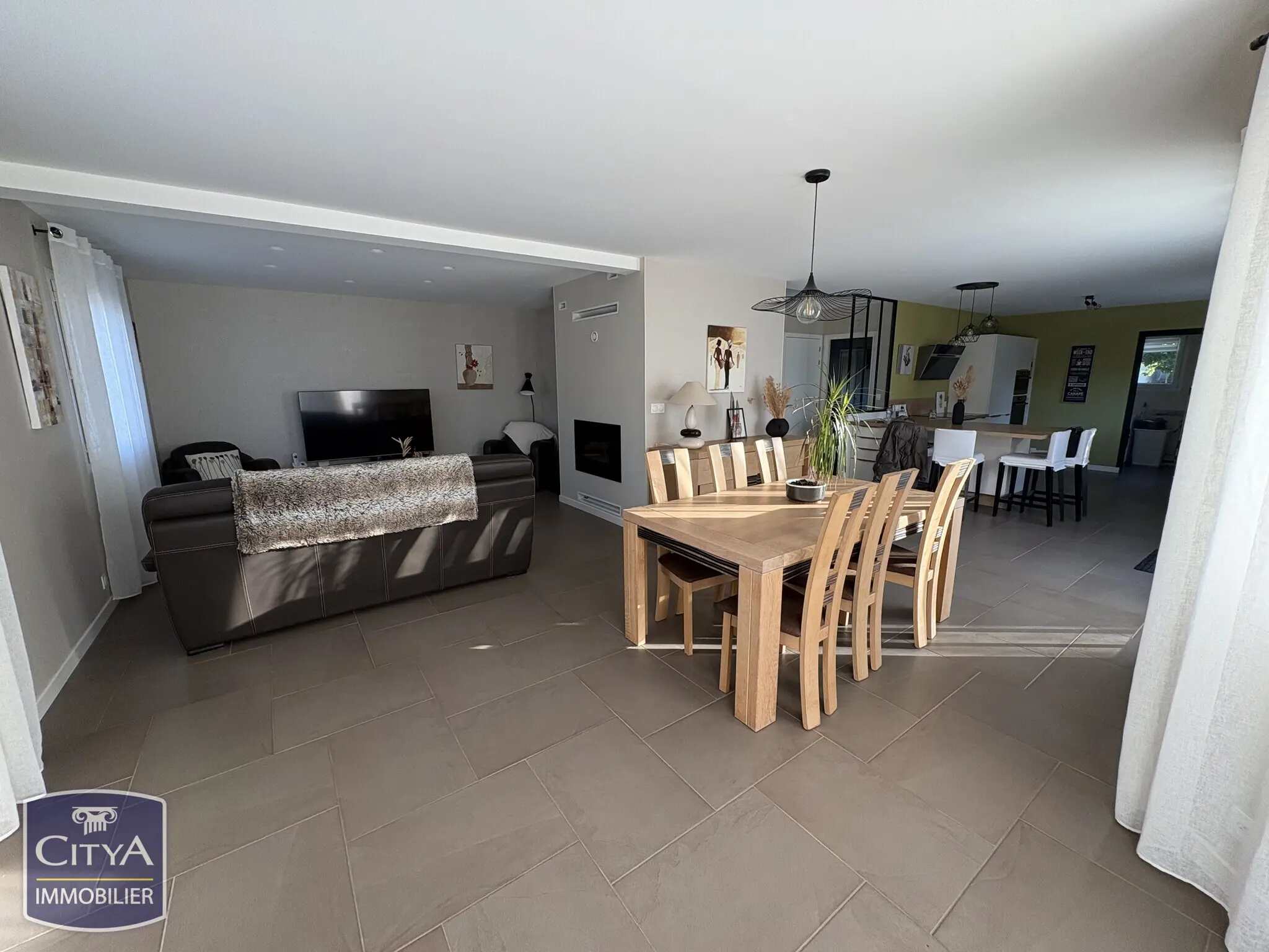 Photo 3 Maison 5 pièces 145m²