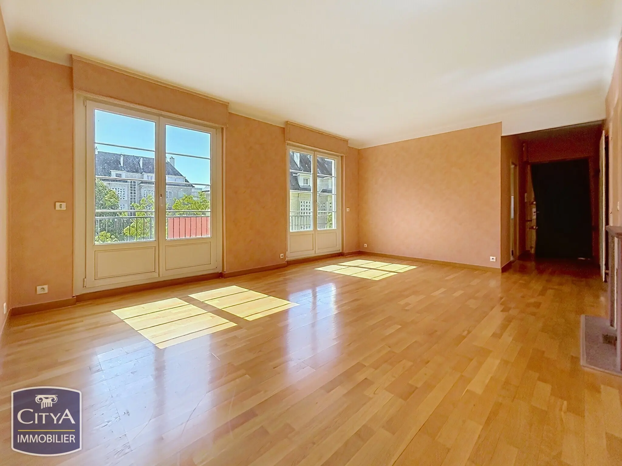 Photo 1 Appartement 4 pièces 90.83m²