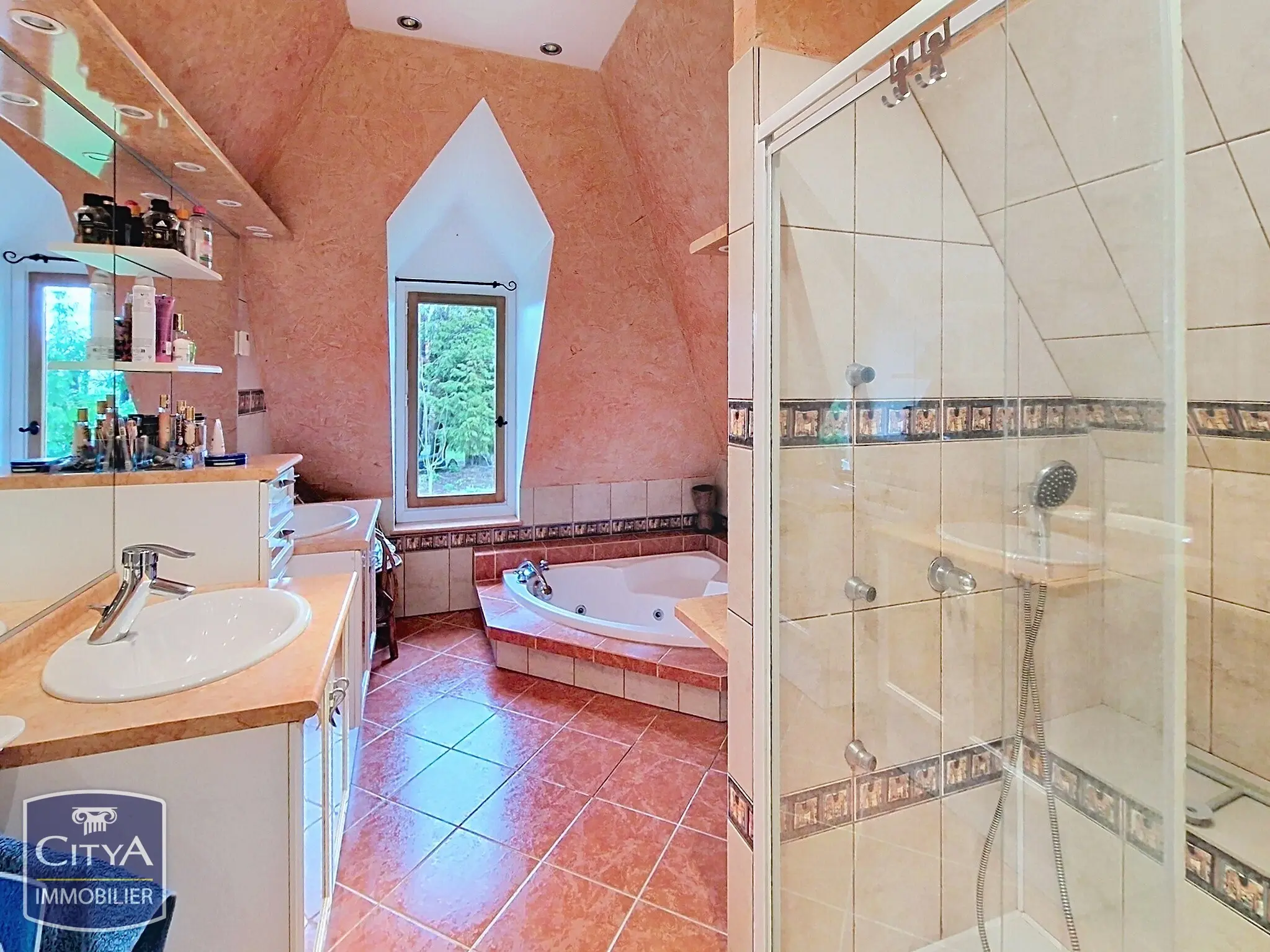 Photo 9 Maison 11 pièces 250m²