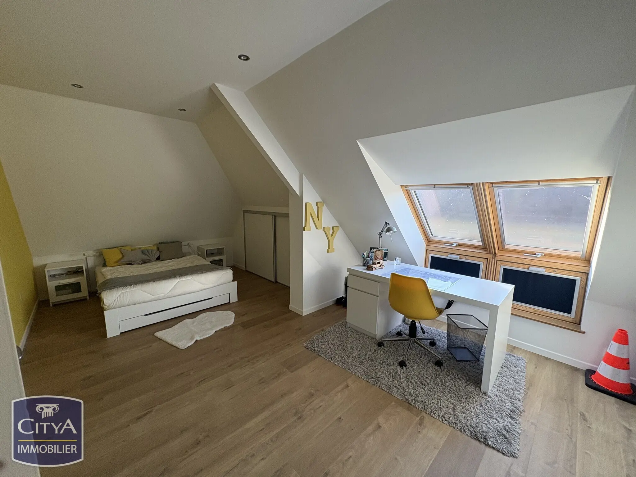 Photo 8 Maison 5 pièces 145m²