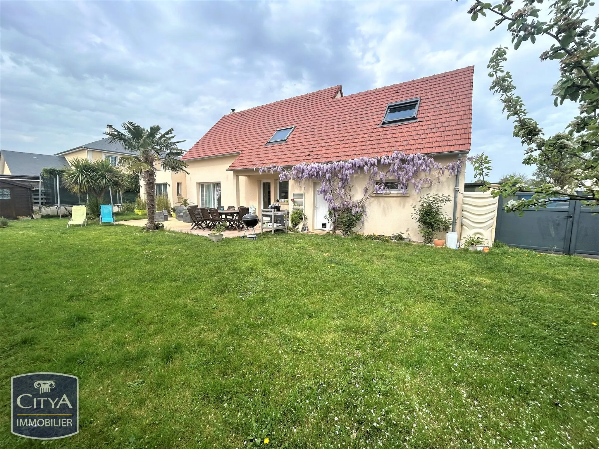 Photo 1 Maison 6 pièces 143.94m²