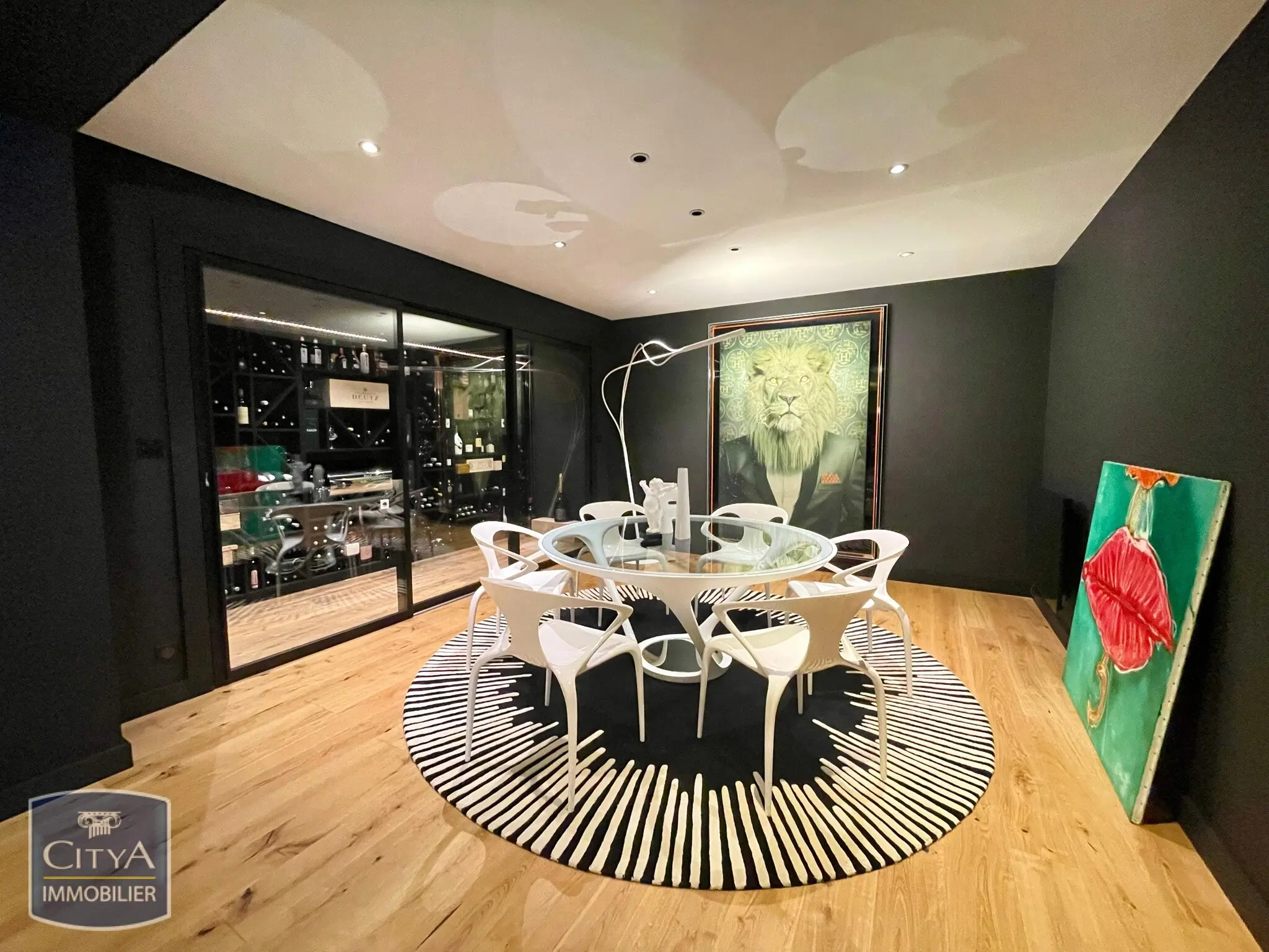 Photo 7 Maison 8 pièces 318m²