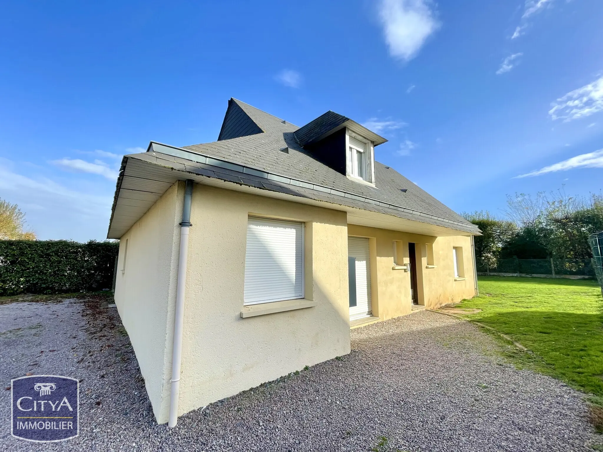 Photo 2 Immeuble 140m²