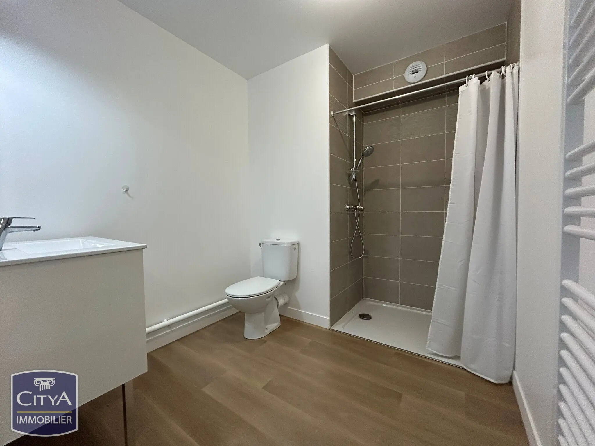 Photo 2 Appartement 1 pièce 31m²