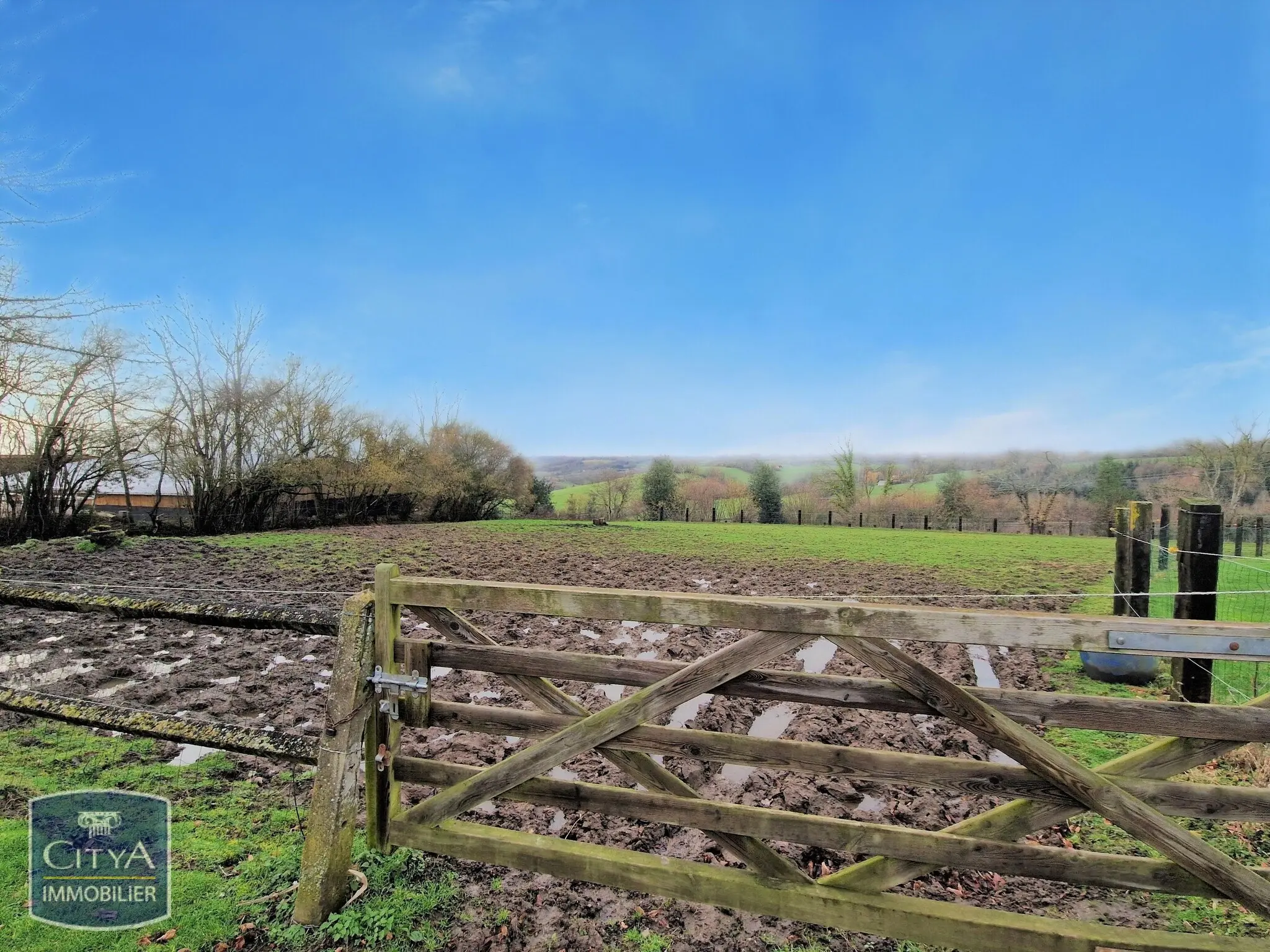 Photo 17 Maison 11 pièces 250m²