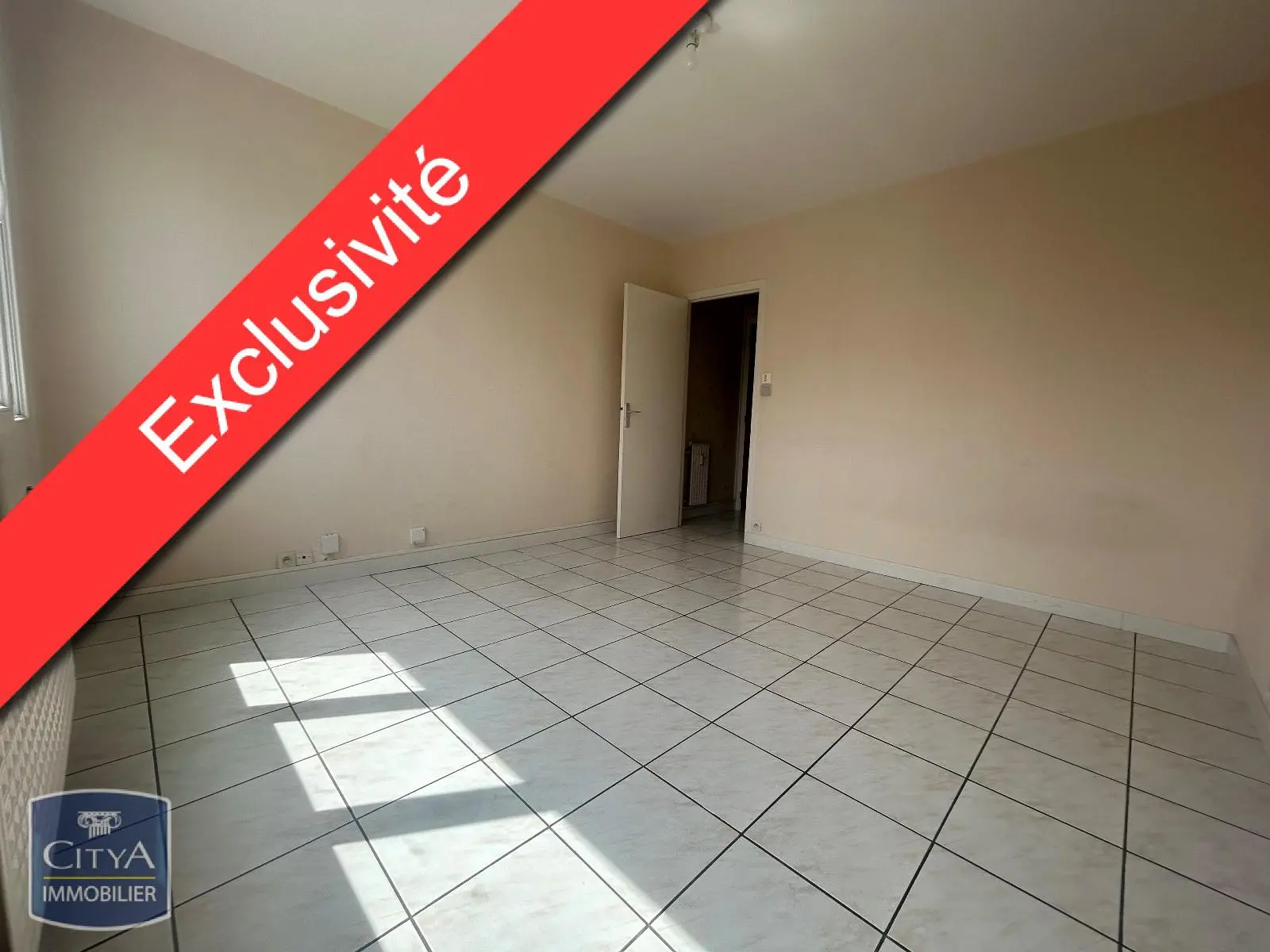 Photo 1 Appartement 1 pièce 26.47m²