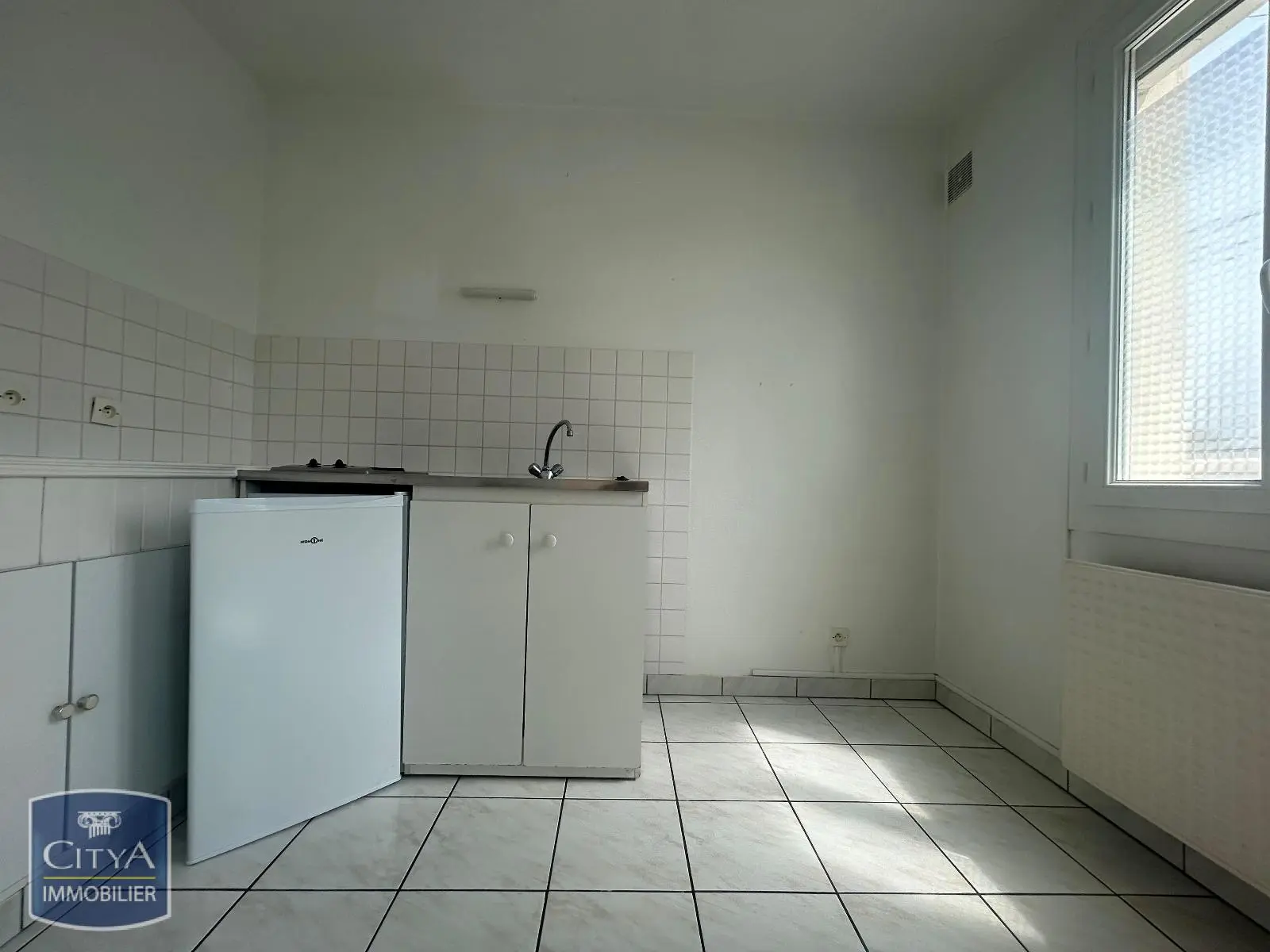 Photo 2 Appartement 1 pièce 26.47m²