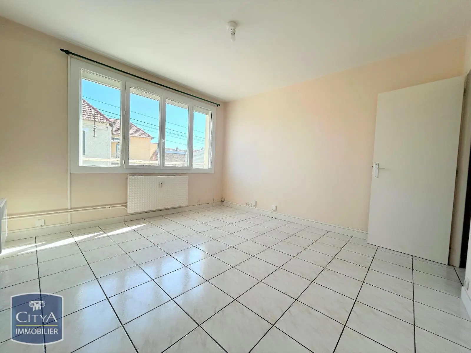 Photo 1 Appartement 1 pièce 26.47m²