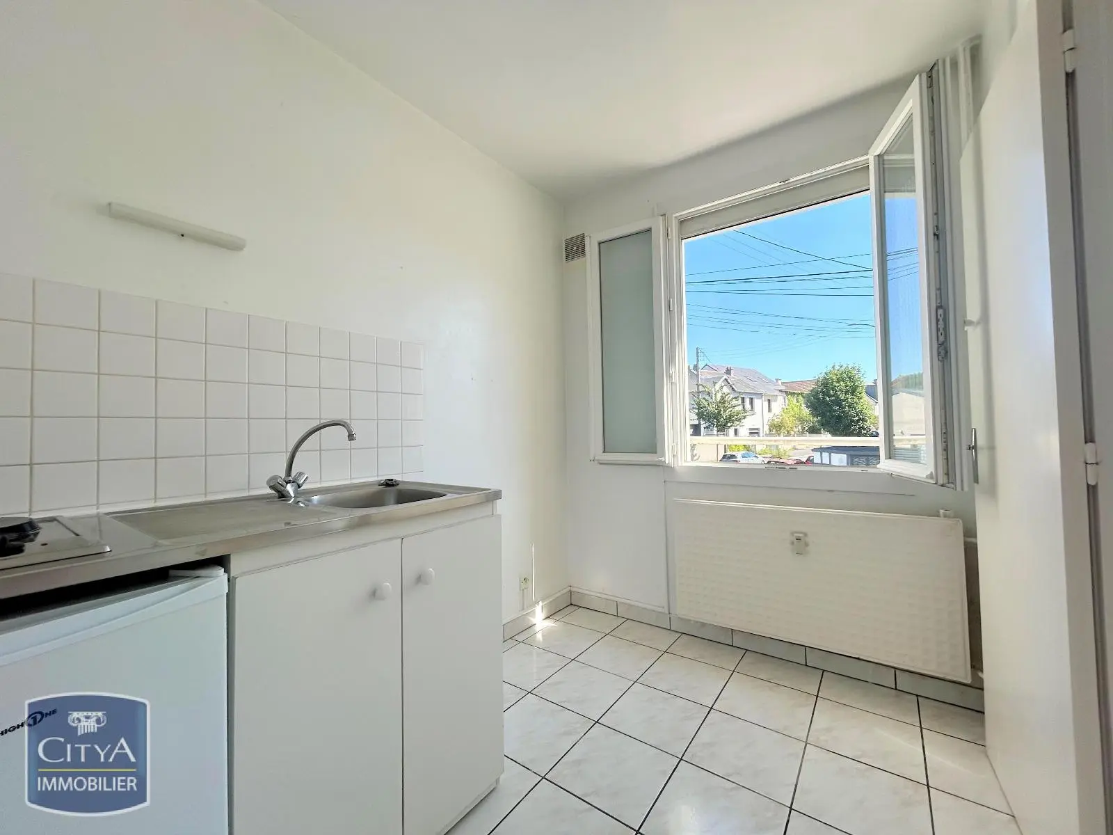 Photo 2 Appartement 1 pièce 26.47m²