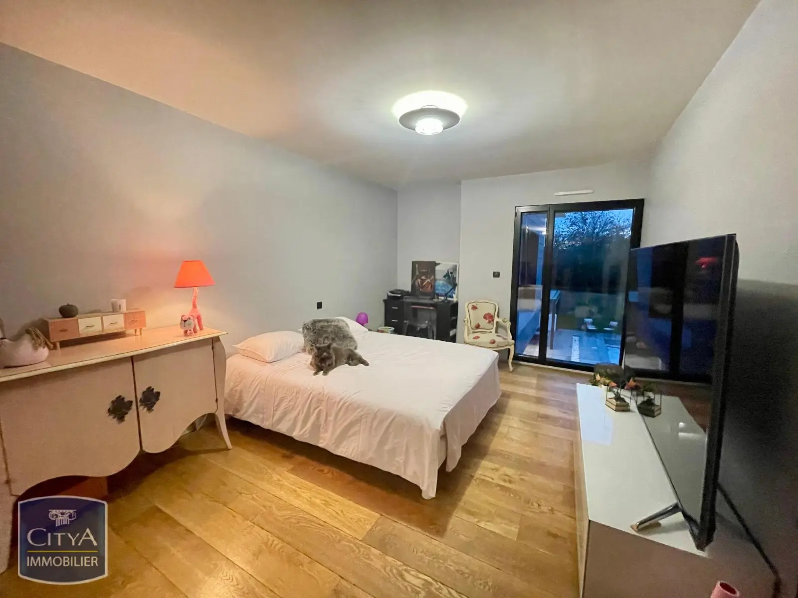 Photo 11 Maison 8 pièces 318m²