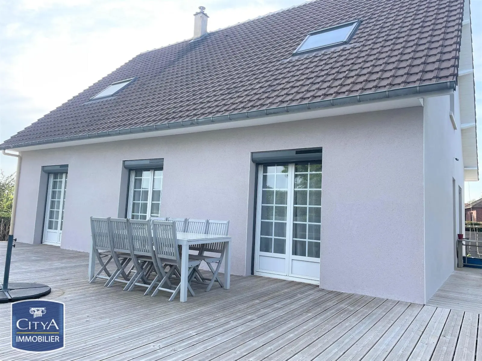 Photo 1 Maison 6 pièces 130m²