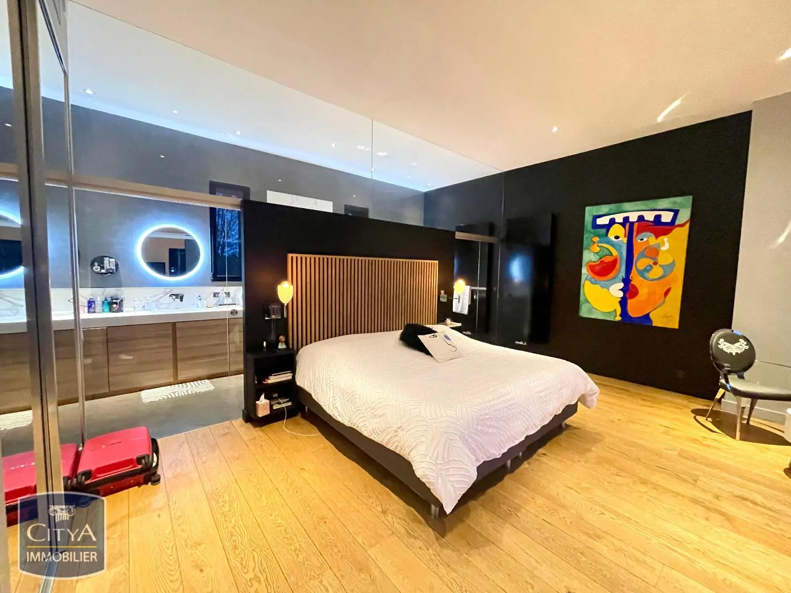 Photo 8 Maison 8 pièces 318m²