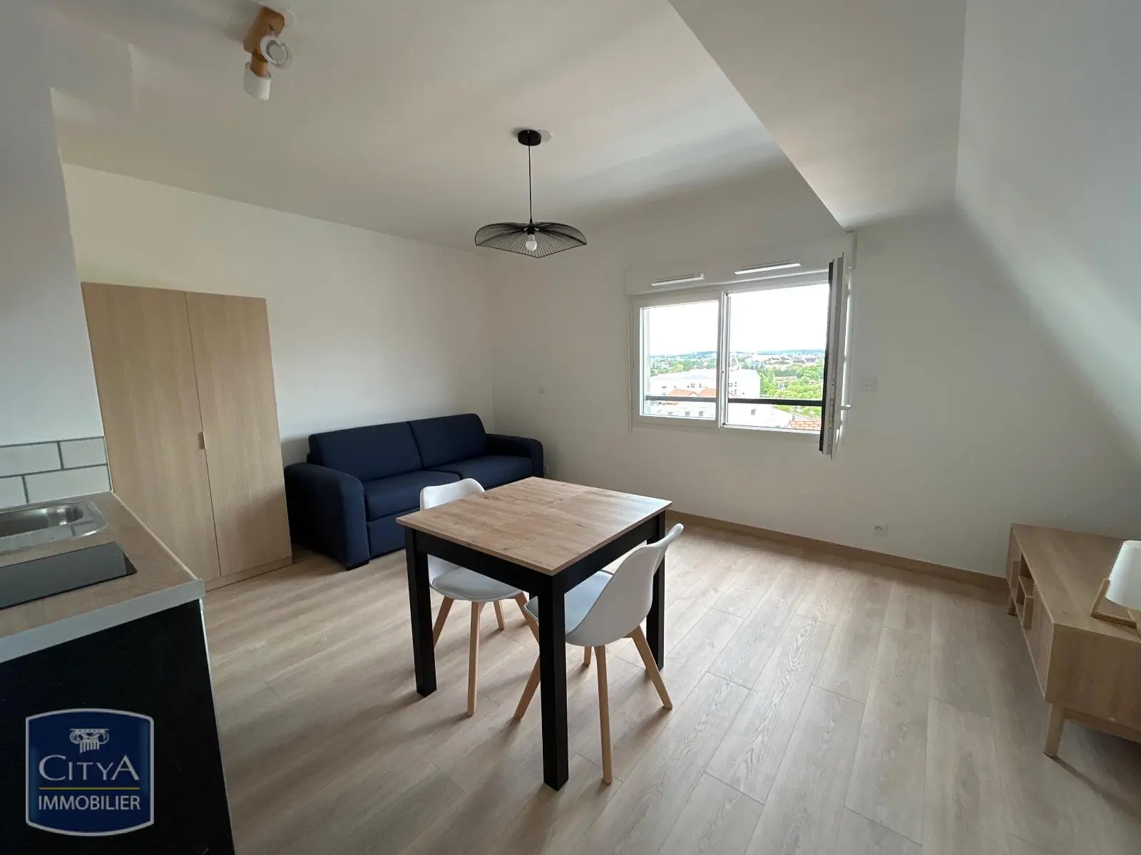 Photo 1 Appartement 1 pièce 23.39m²