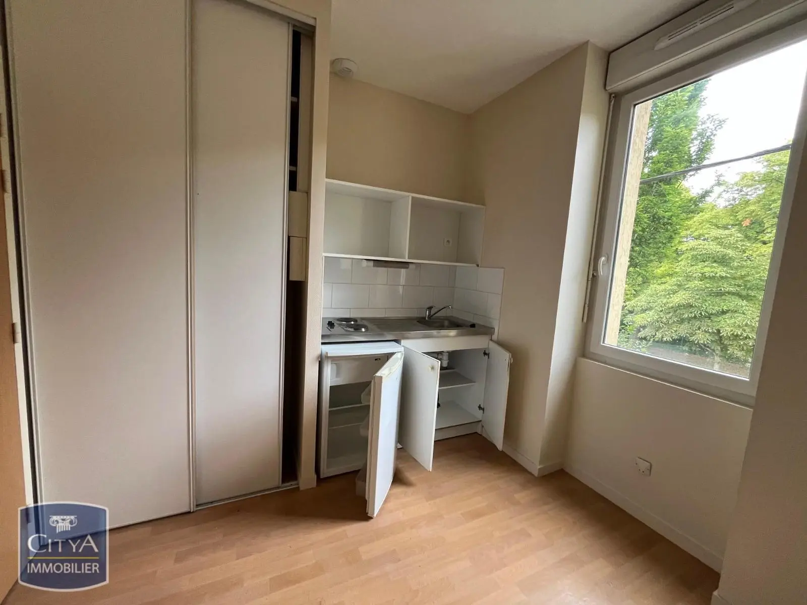 Photo 4 Appartement 1 pièce 18.39m²