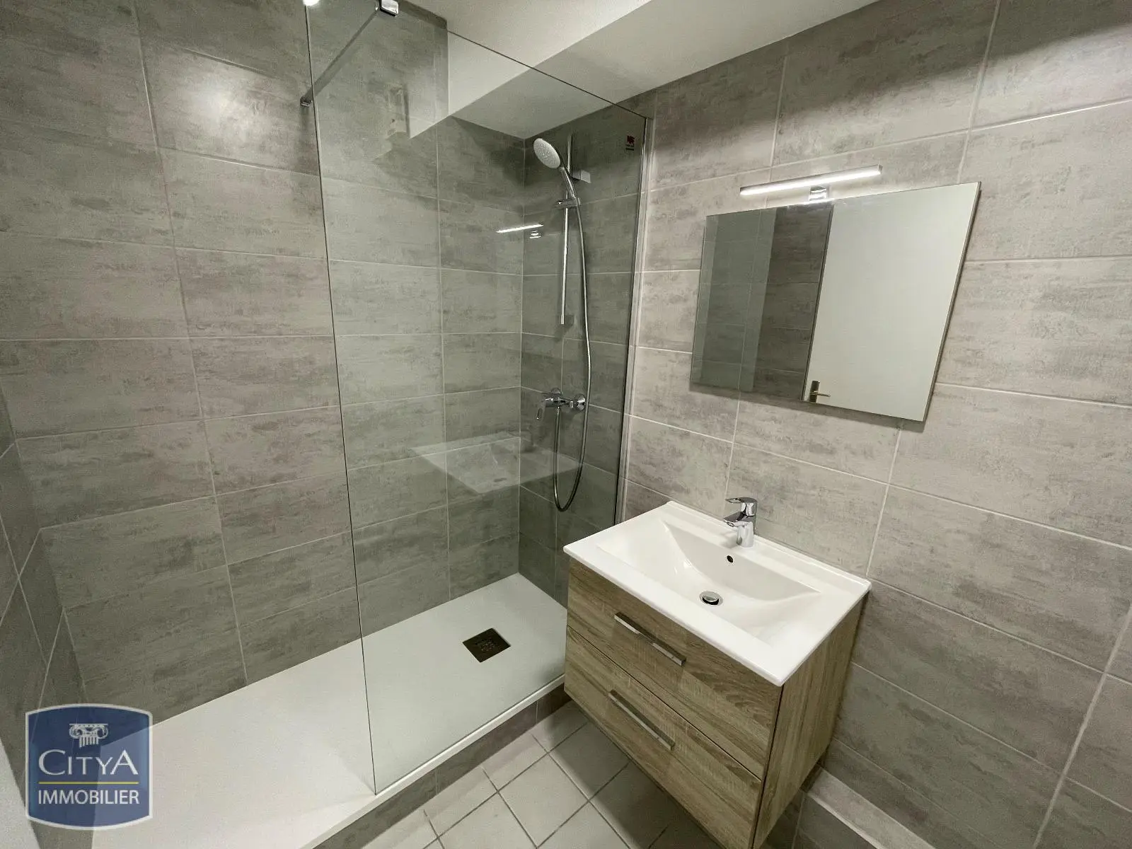 Photo 1 Appartement 1 pièce 26.33m²