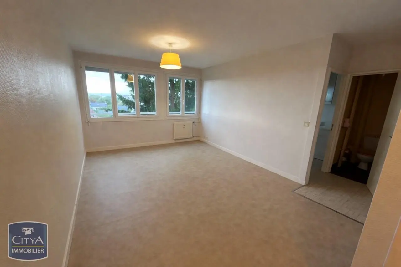 Photo 2 Appartement 1 pièce 33.87m²