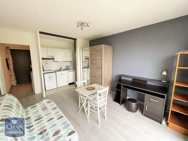 Photo 2 Appartement 1 pièce 21.11m²