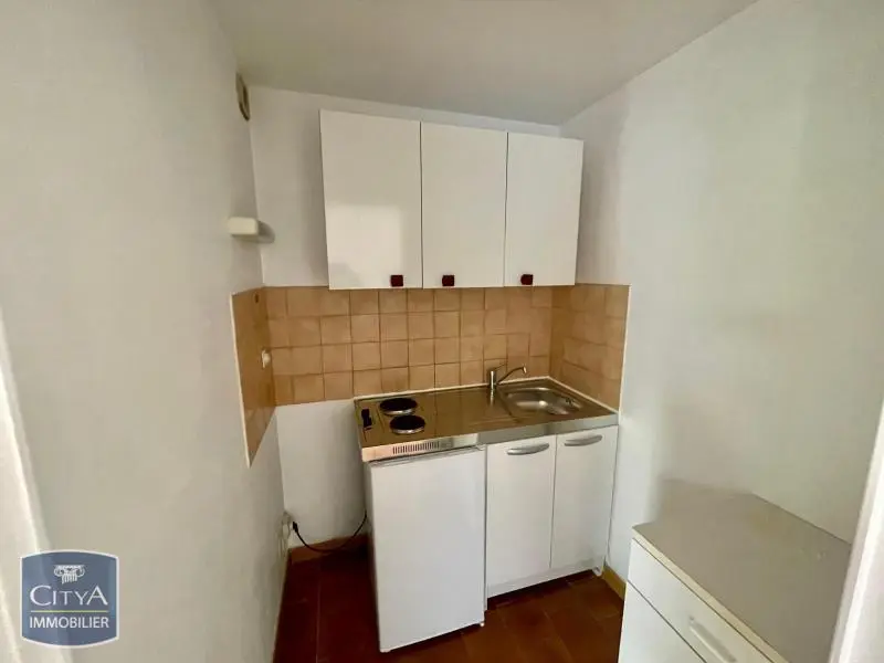 Photo 2 Appartement 1 pièce 25.96m²