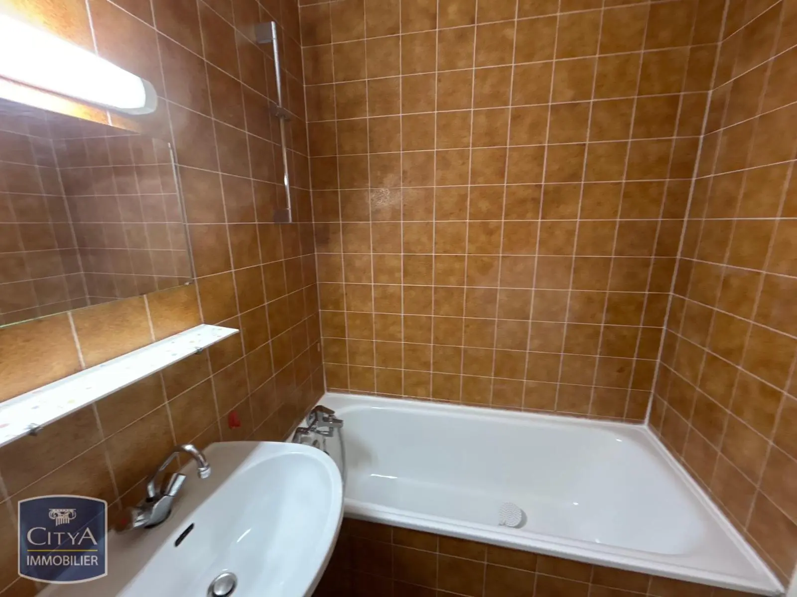 Photo 2 Appartement 1 pièce 22.98m²