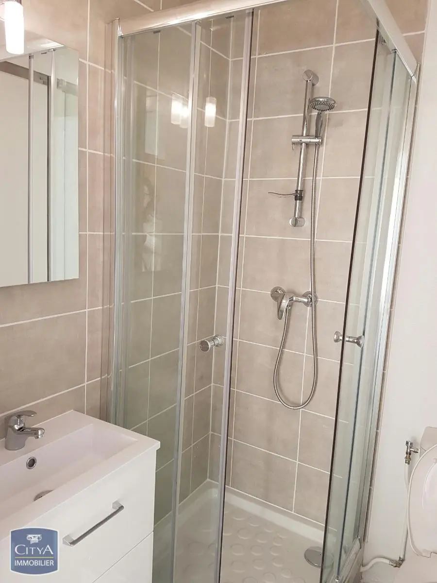 Photo 2 Appartement 1 pièce 21.51m²
