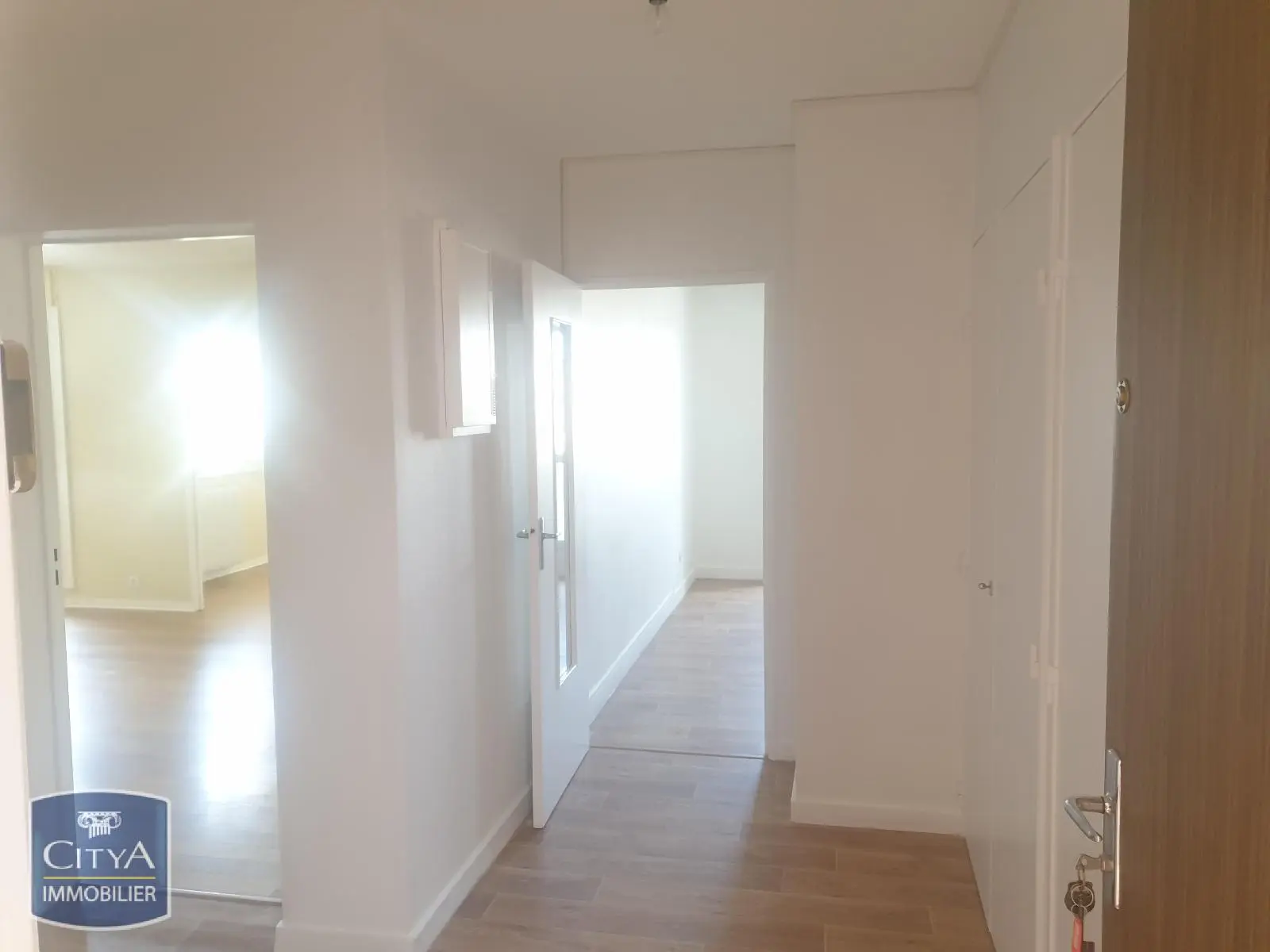 Photo 3 Appartement 4 pièces