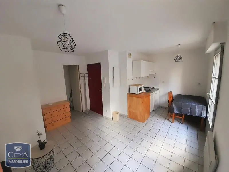 Photo 1 Appartement 1 pièce 21.08m²