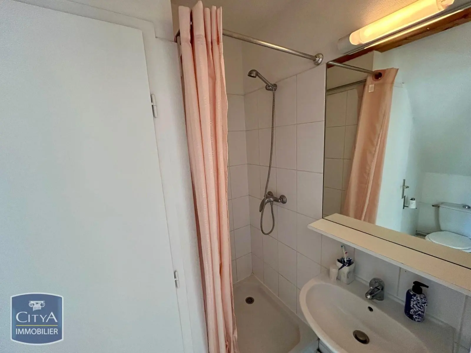 Photo 3 Appartement 1 pièce 27.1m²