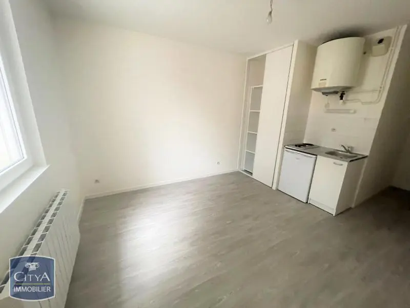 Photo 1 Appartement 1 pièce 19.5m²