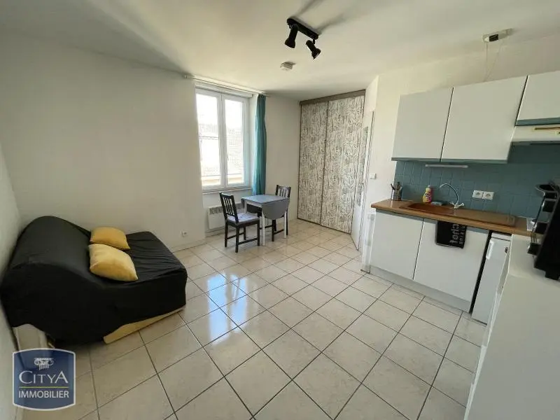 Photo 1 Appartement 1 pièce 18.4m²