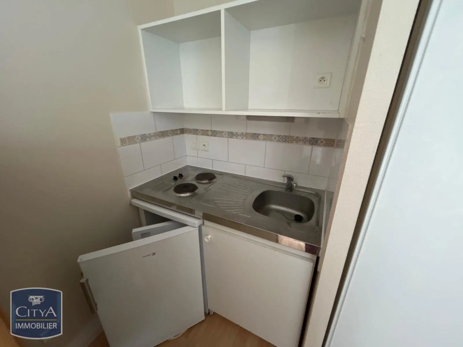 Photo 2 Appartement 1 pièce 19.8m²